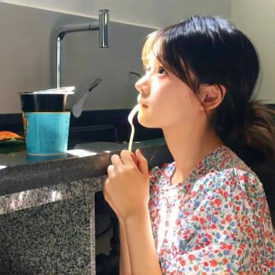 苏醒的亚当